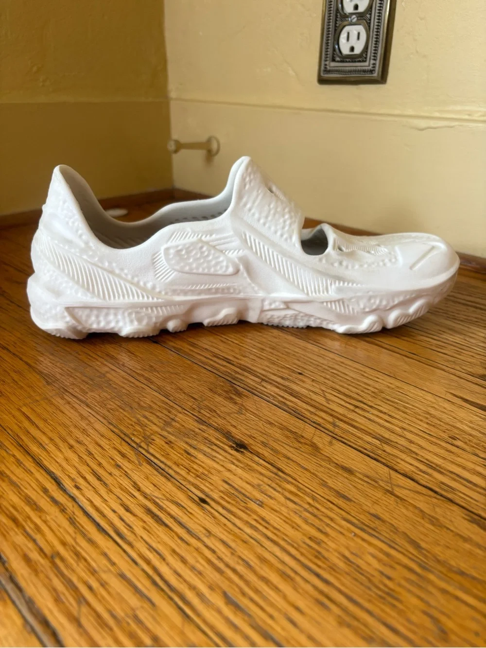 NIKE IPSA Universal Natural Slip On Shoes US Size 12